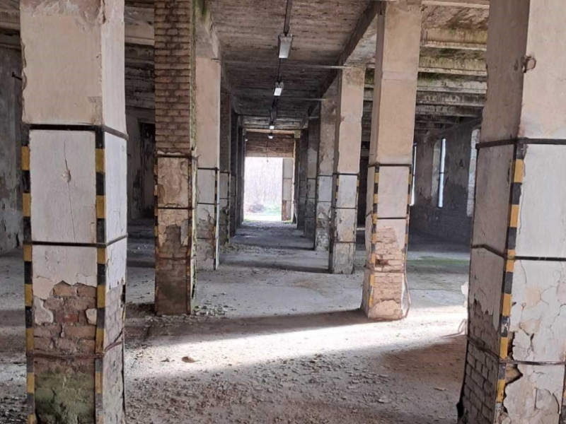 Tolnanémedi Eladó Ipari