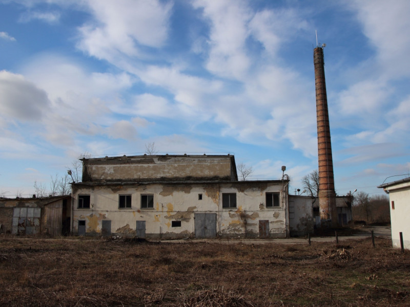 Tolnanémedi Eladó Ipari